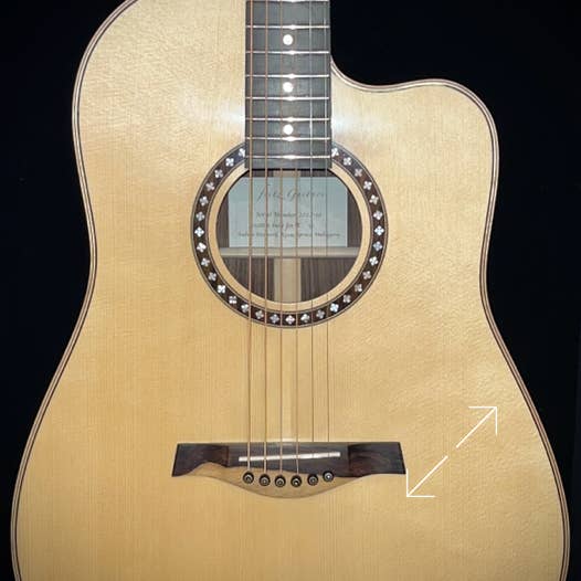 D12 Cutaway Body Halsansatz